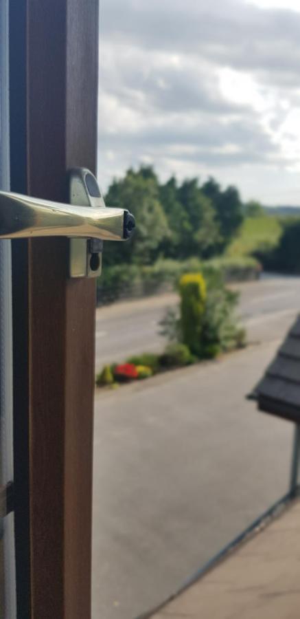 The Madden Guest House Gilford Exteriör bild